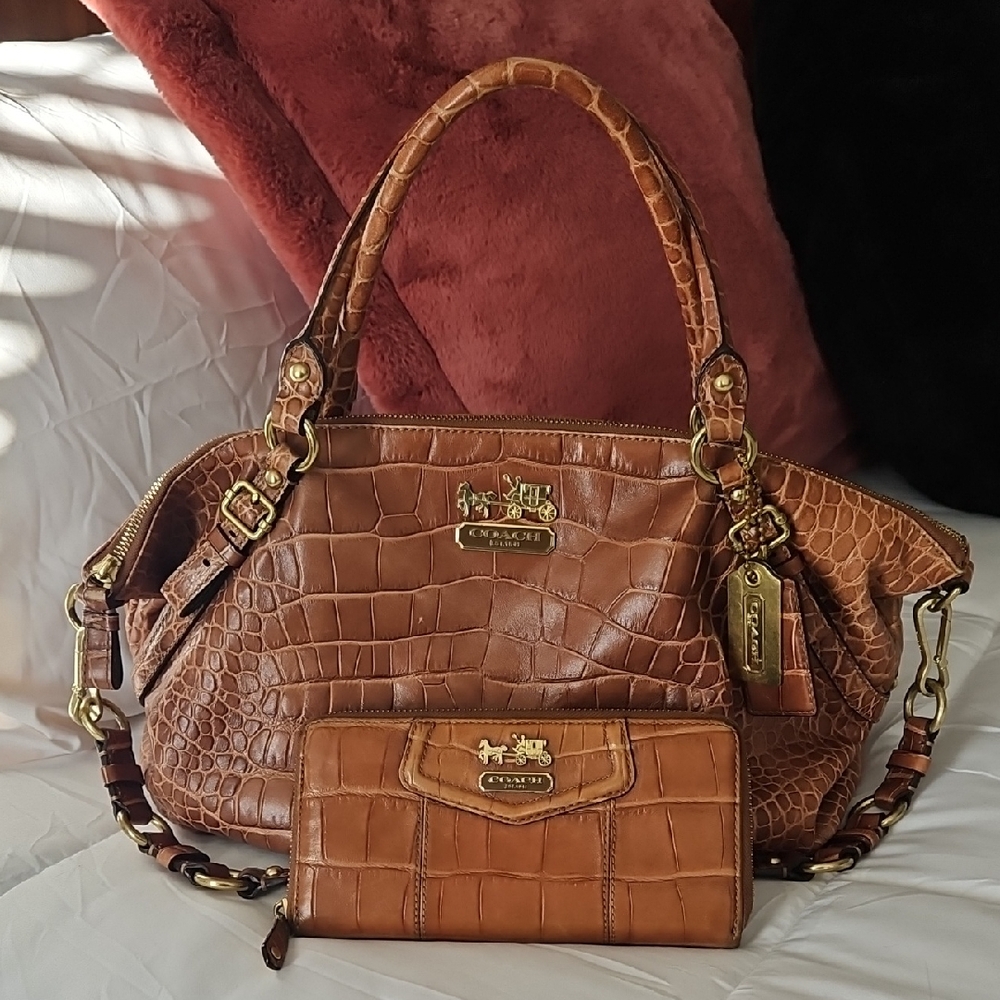 Coach Madison Satchel With Wallet